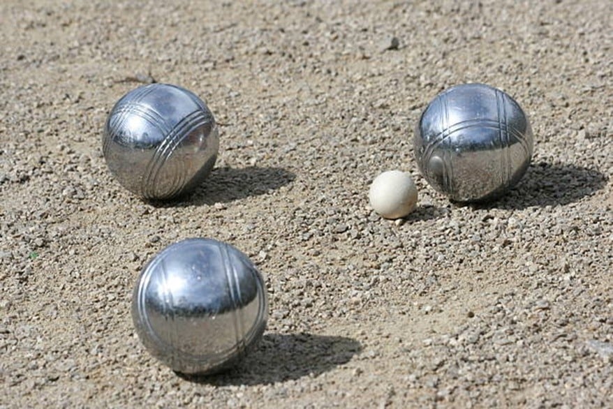 PETANQUE-001.jpg